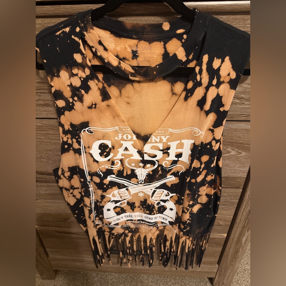 Gildan Black and Tan Bleached Graphic Tee